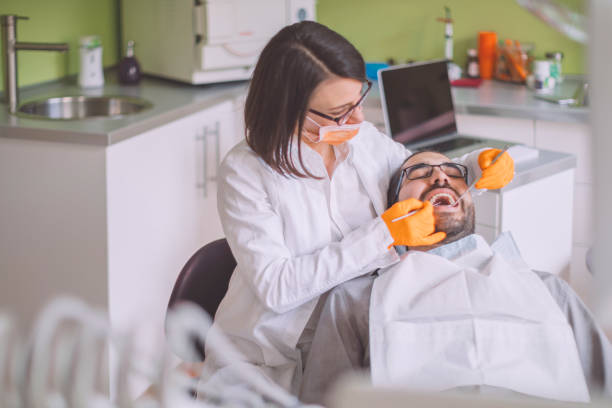 Best Emergency Gum Treatment in Butler, IN